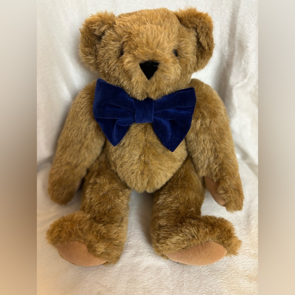 Vintage Vermont Teddy Bear collectable